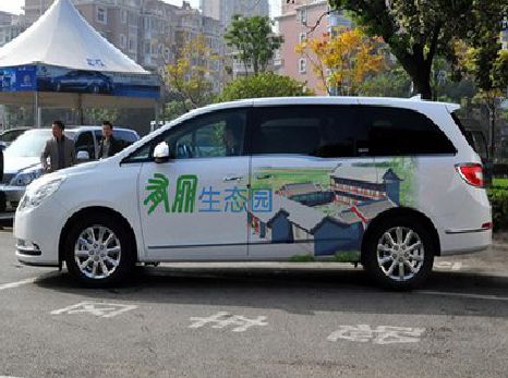 汉中户外车贴喷绘如何保持效果?