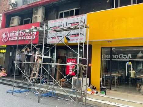 汉中制作广告招牌如何避免它发黄？